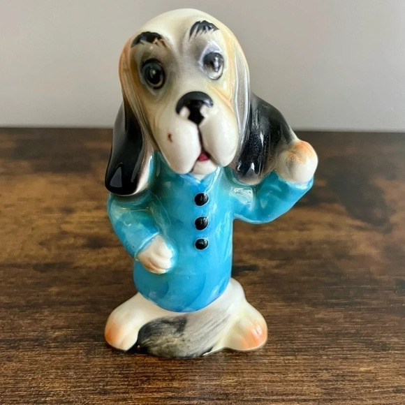 Vintage |  Kitschy Hound Dog MCM Figurine - Picture 1 of 5